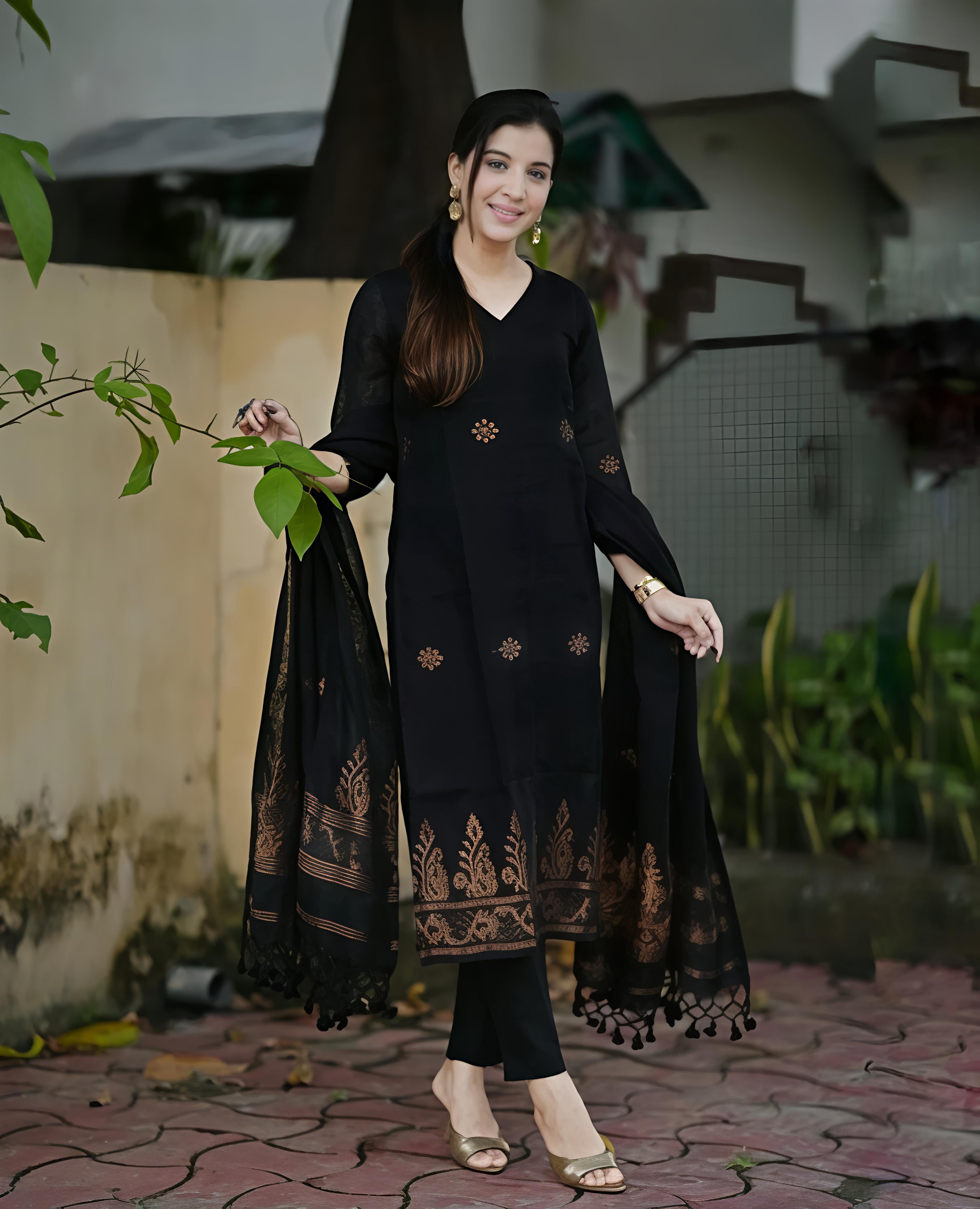 Rahi Muslin Silk Jamdani Handwoven Set